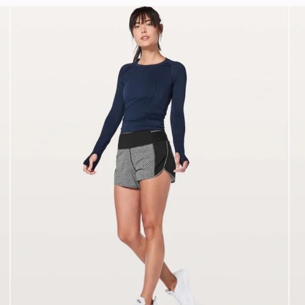 Lululemon Real Quick Short Perforated 3.5"